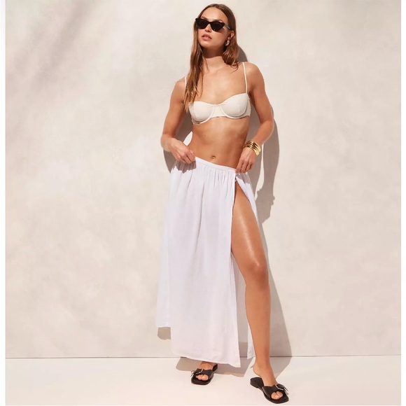 J. Crew Dresses & Skirts - Jcrew Beach cotton white midi skirt